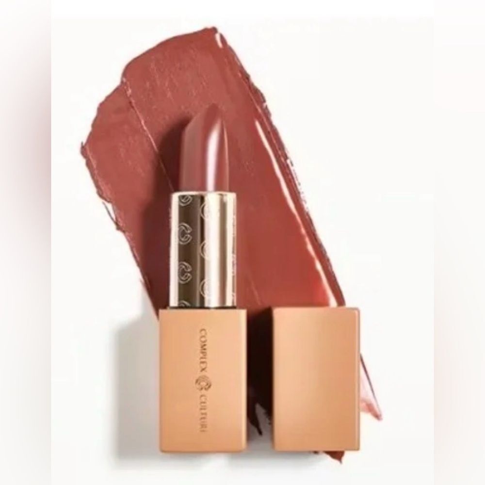 NEW Pout Clout Lipstick - Legit